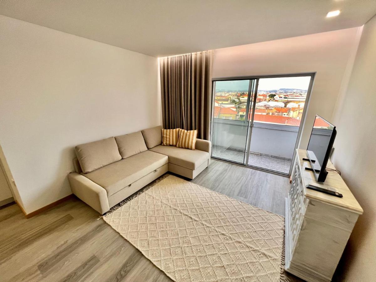 Charming Studio Apartment In โปโว เดอ วาร์ซิม ภายนอก รูปภาพ